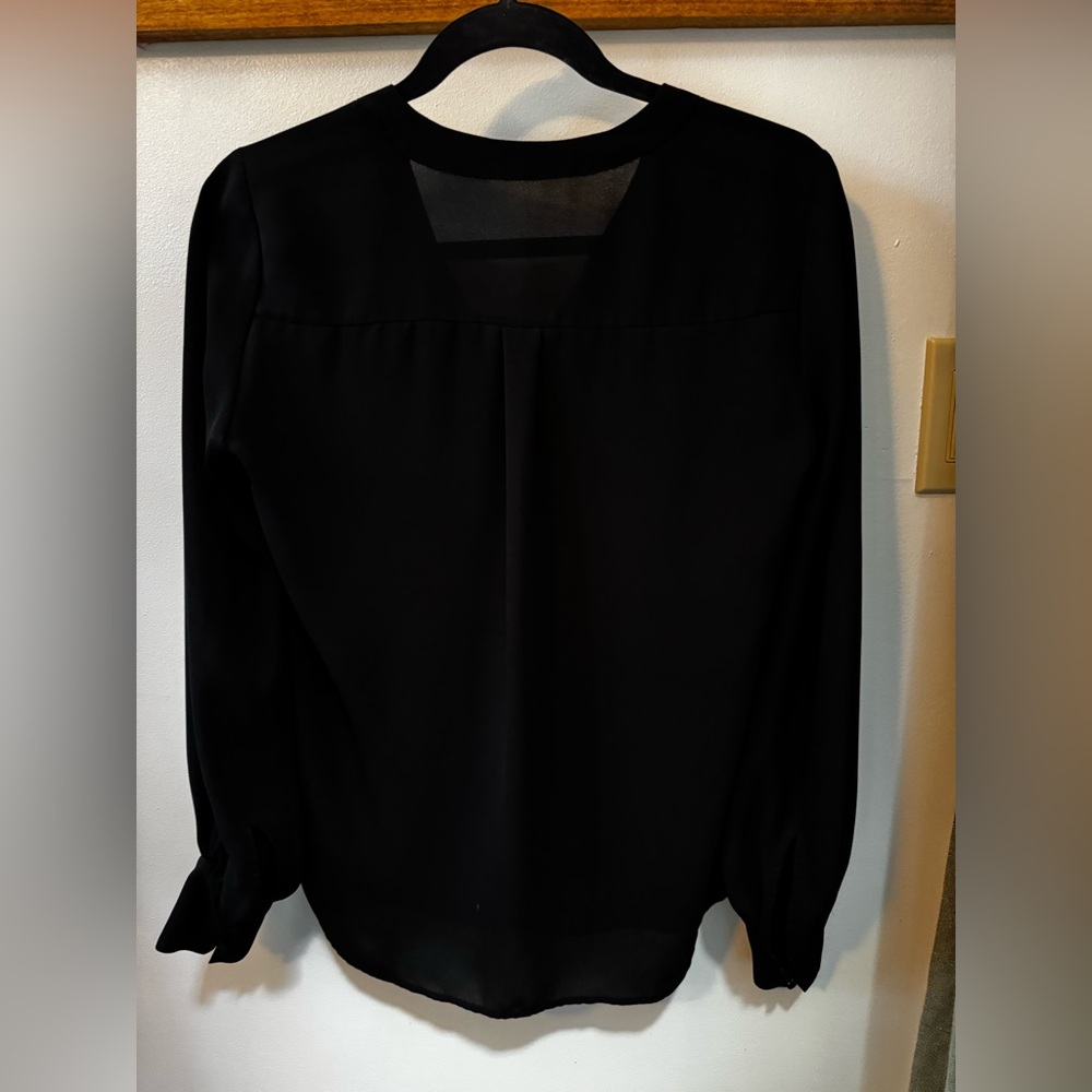 Express Chelsea Button Front Popover Blouse, black XS - Picture 2 of 4